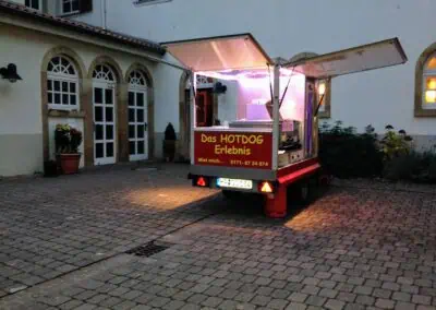 foodtruck outdoor catering hotdogs pulled pork gernsheim